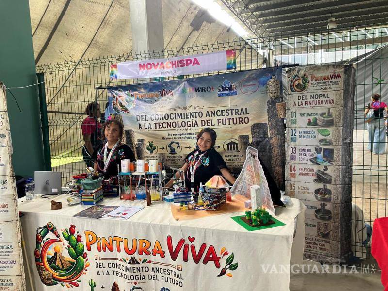 $!‘Novachispa’ desarrolló un prototipo para pintar esculturas y artefactos, utilizando las propiedades del mucílago del nopal.