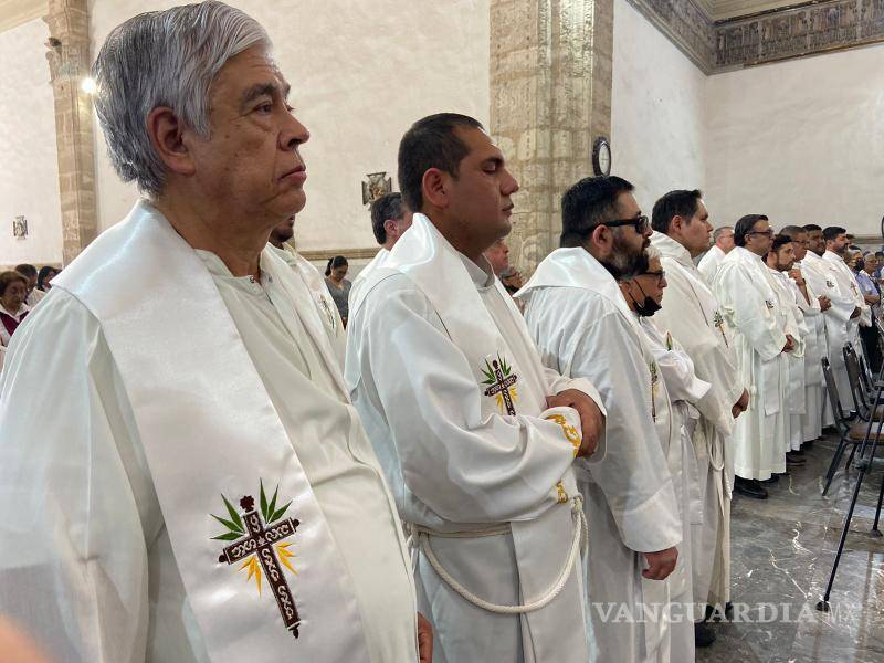 $!El obispo de la Diócesis de Saltillo afirmó que los sacerdotes nunca terminan de fortalecer su fe, nunca terminan de ser discípulos.