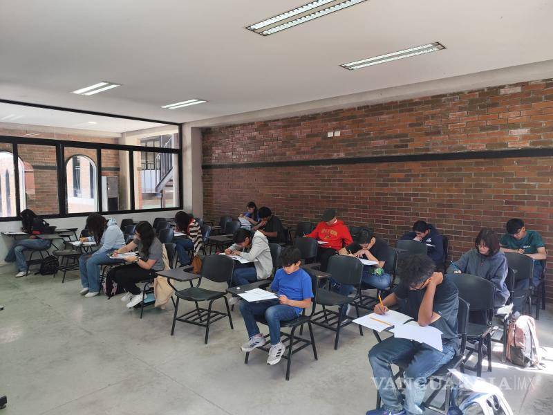 $!Un total de 43 estudiantes de Coahuila participaron en la edición 2026 del SASMO, una de las competencias de matemáticas más importantes a nivel internacional.