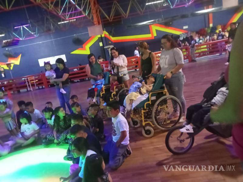 $!Voluntarios y asociaciones civiles coordinan la logística del evento que beneficiará a más de 60 niñas y niños en situación vulnerable.