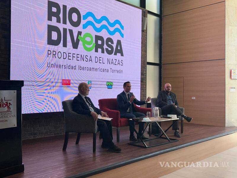 $!Durante su intervención, el jurista subrayó que la defensa del medio ambiente debe impulsarse desde la sociedad civil, al considerar que la ciudadanía juega un papel clave en la protección de los recursos hídricos.