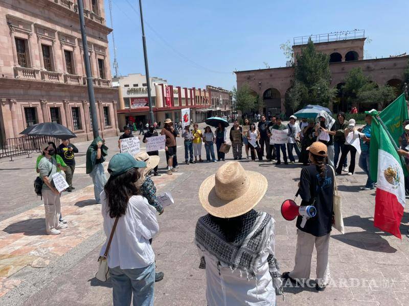$!Durante la movilización, los participantes expresaron su respaldo al pueblo palestino y rechazaron la guerra en la Franja de Gaza.