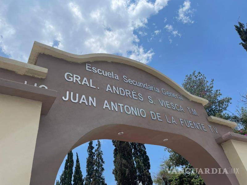 $!Desde la tarde del martes la secundaria Andrés S. Viesca interpuso una denuncia por fraude que asciende a más de 300 mil pesos.
