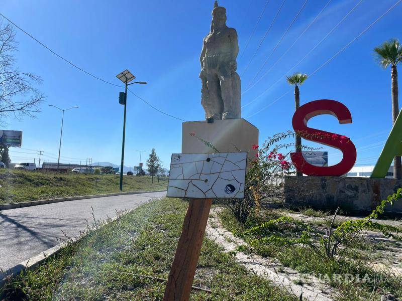 $!Desgaste en señalética, bolardos doblados y malos olores: los problemas evidentes del Parque Lineal.
