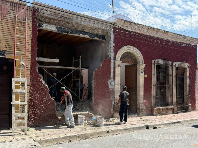 $!Saltillo: clausuran demolición en Centro Histórico de casa Monumento Histórico