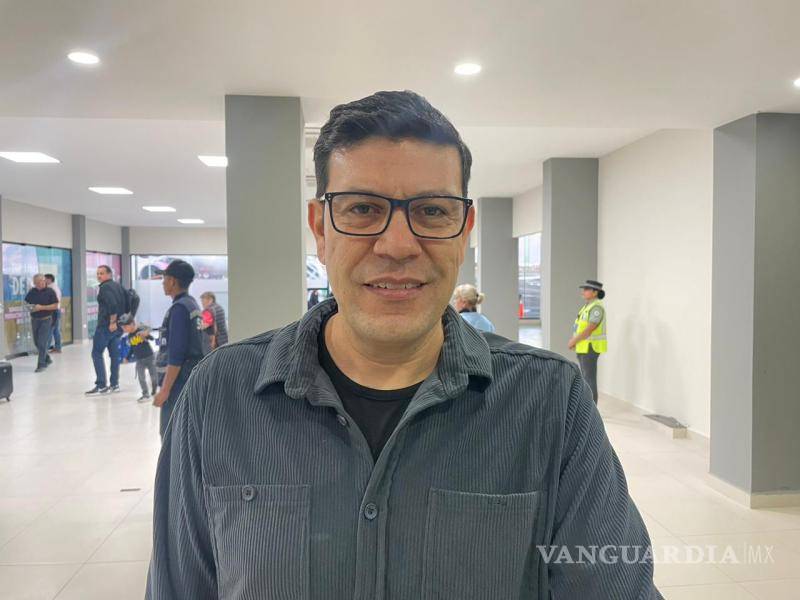 $!Jorge Cárdenas, viajero frecuente a la CDMX, valoró el ahorro de tiempo y dinero con el nuevo vuelo directo.