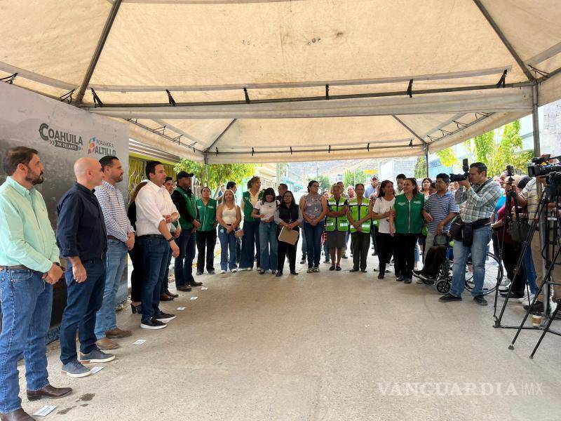 $!El titular de Obras Públicas, Antonio Nerio, señaló que se utilizó material duradero para mitigar los daños por el arrastre de agua en temporada de lluvias.