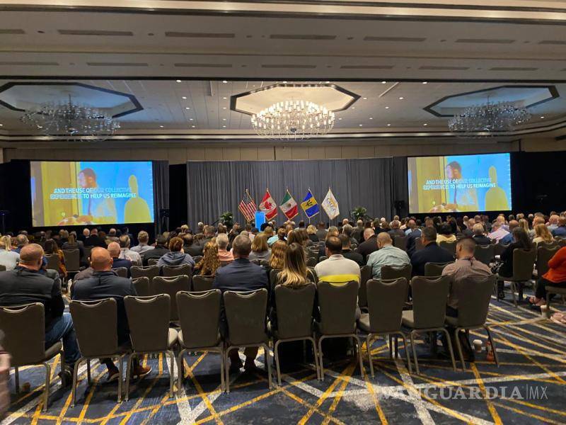 $!Durante la Conferencia de Otoño de CALEA, la delegación de Torreón recibió capacitación sobre manejo de emergencias y atención ciudadana.