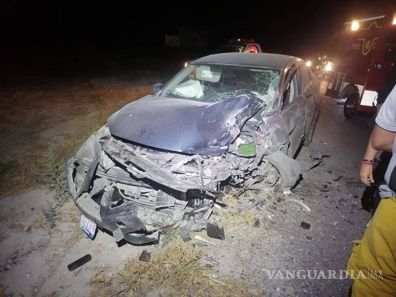 $!Ambos vehículos involucrados resultaron con daños materiales de consideración.