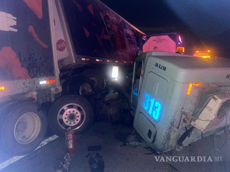 $!Conductor sobreviviente trasladado a clínica privada bajo custodia de autoridades.