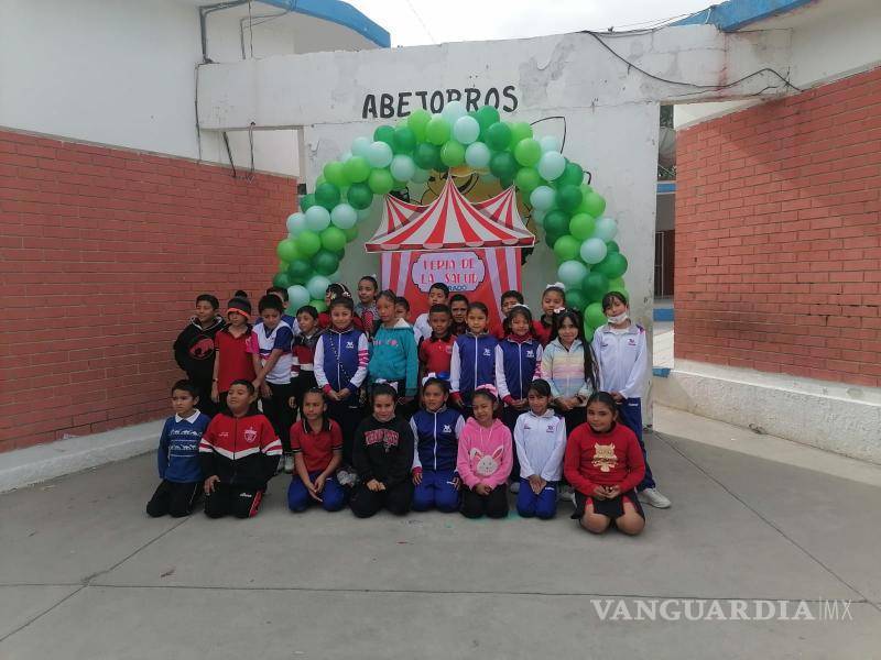 $!Estudiantes llevaron el aprendizaje más allá con demostraciones emocionantes.