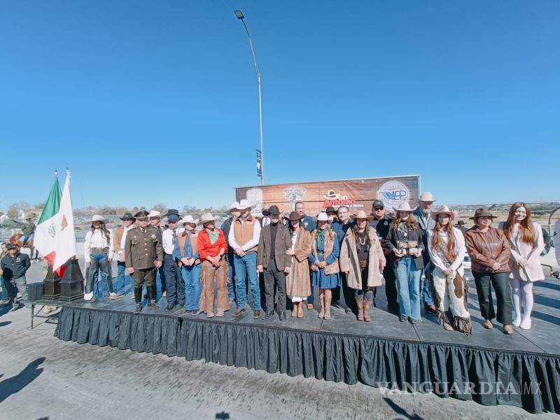 $!Alcaldes de Piedras Negras y Eagle Pass coincidieron en la importancia del respeto y la concordia.