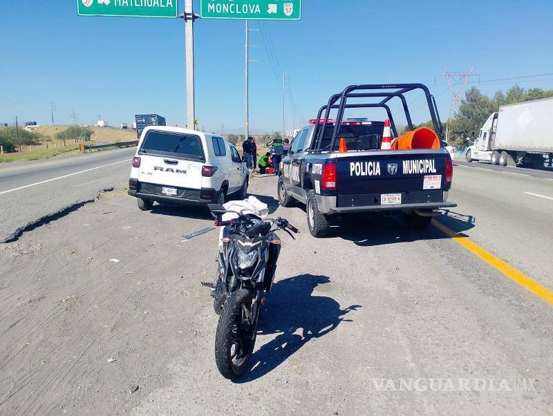 $!Autoridades iniciaron la búsqueda del conductor involucrado, pero no lograron localizarlo.