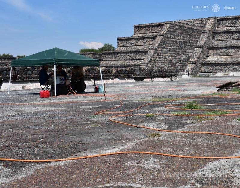 $!Descubren túnel bajo la Pirámide de la Luna, en Teotihuacán