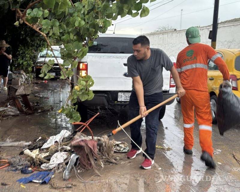 $!Operativo relámpago limpia daños tras lluvias en Torreón