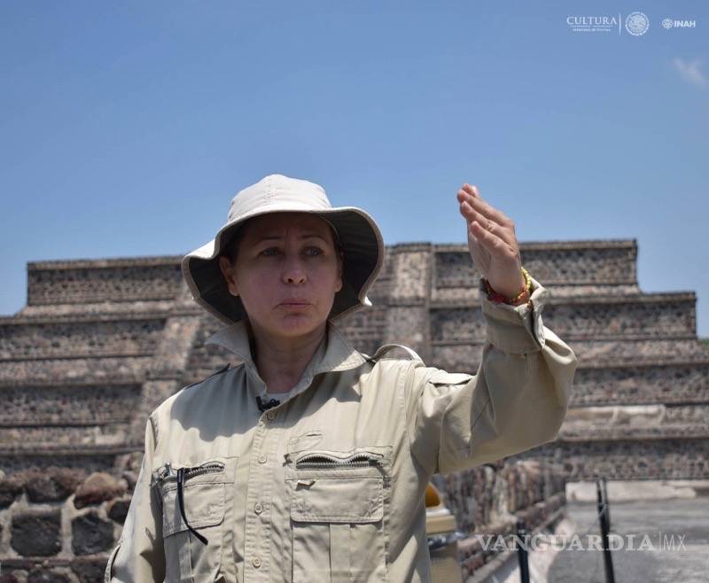 $!Descubren túnel bajo la Pirámide de la Luna, en Teotihuacán