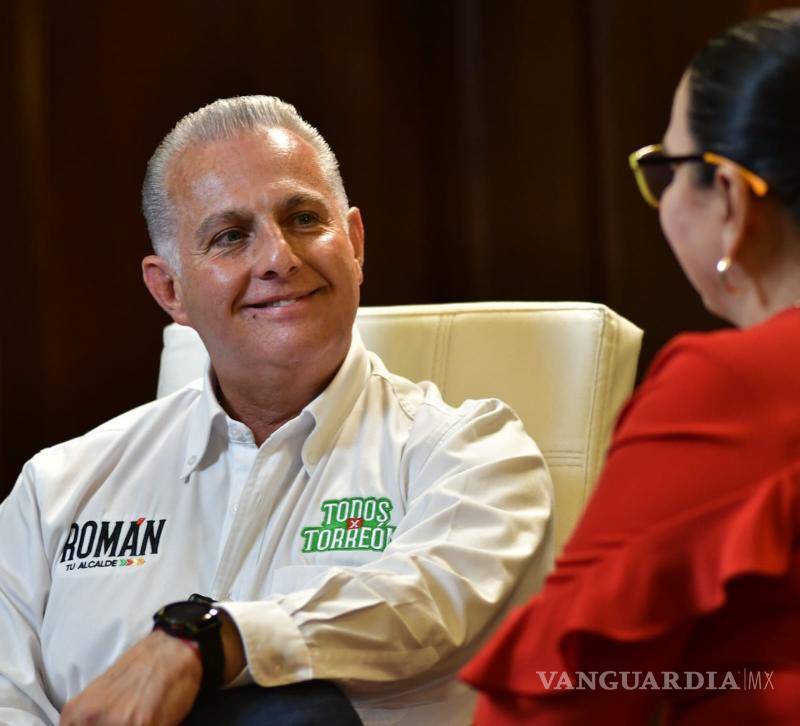 $!Mensaje. Dijo Román Cepeda que hay mucho por hacer todavía, lo que se ha construido ha sido con un gran compromiso y con mucha responsabilidad financiera.