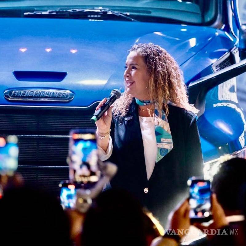 $!Marcela Barreiro, presidenta y CEO en Daimler Truck México