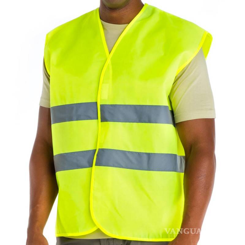 $!Lo que deberías de llevar en la guantera de tu coche