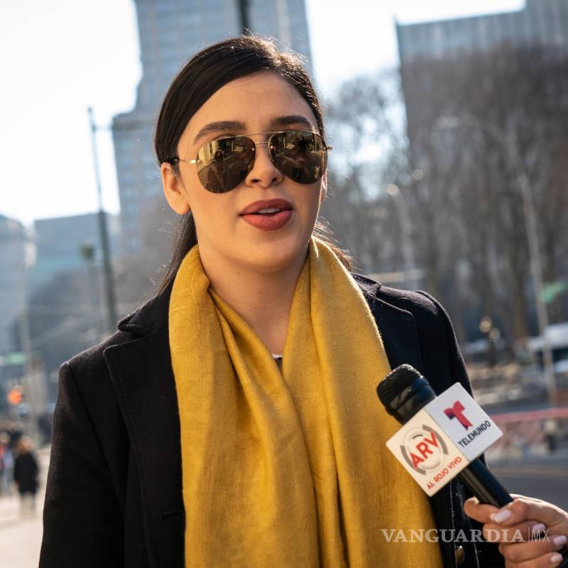 $!'Policías me obligaron a desnudarme y se burlaron de mi'... así fue el "calvario" de Emma Coronel durante la detención y juicio de 'El Chapo' Guzmán