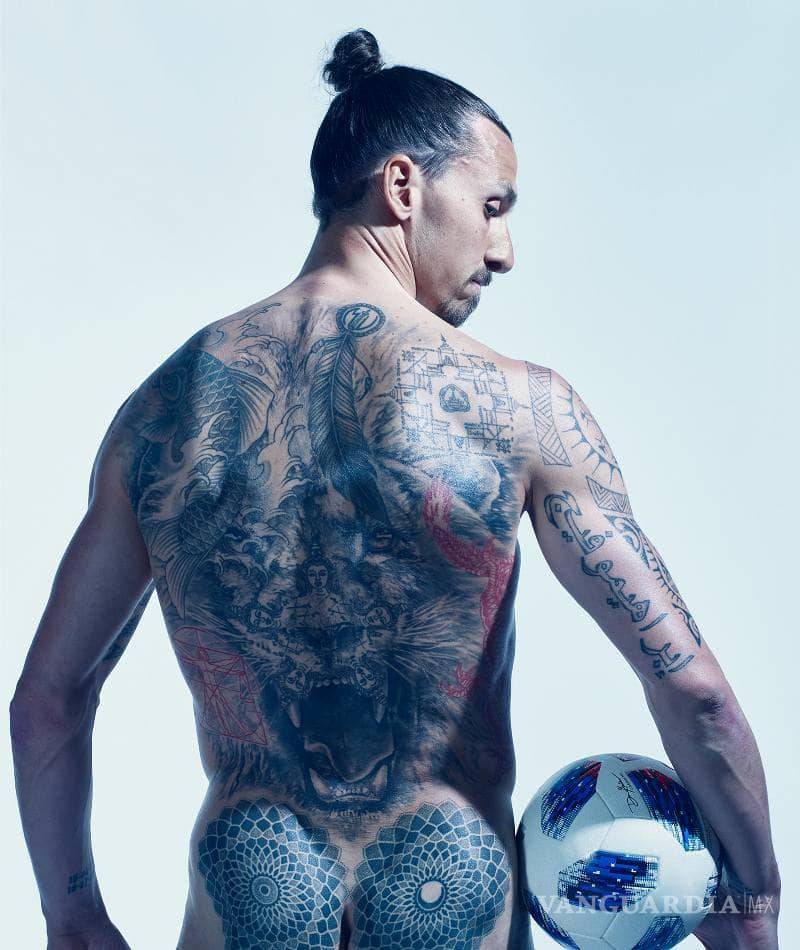$!Zlatan Ibrahimovic aparece completamente desnudo para ESPN
