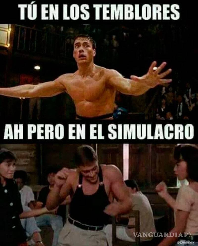 $!Ni un poderoso sismo pudo con los memes mexicanos