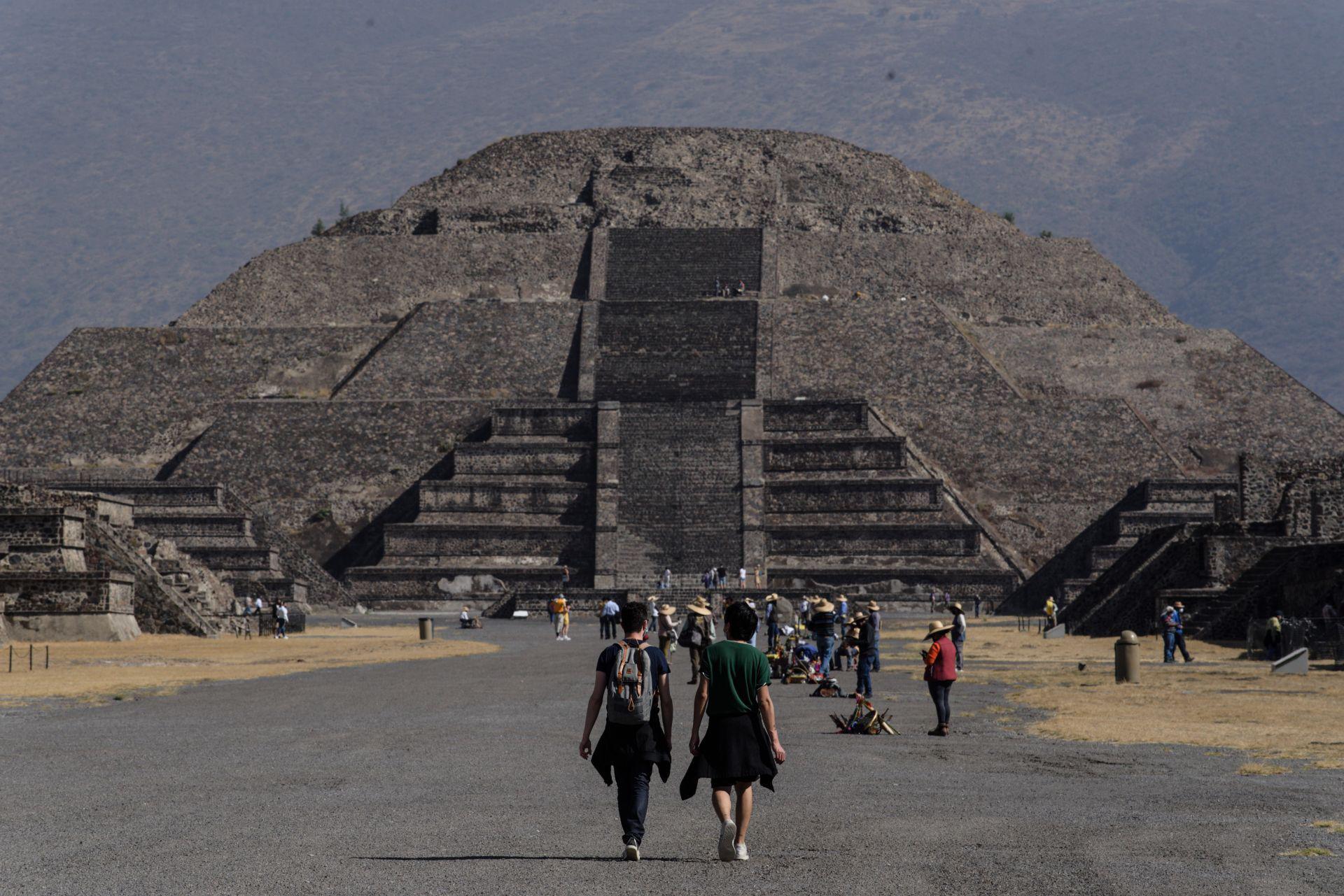 Embajada de EU emite alerta tras ataque en Teotihuacán