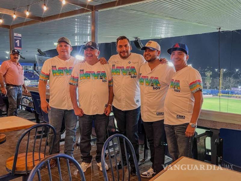 $!Carlos Villarreal, alcalde de Monclova, dio la bienvenida a sus homólogos en un ambiente de camaradería deportiva.