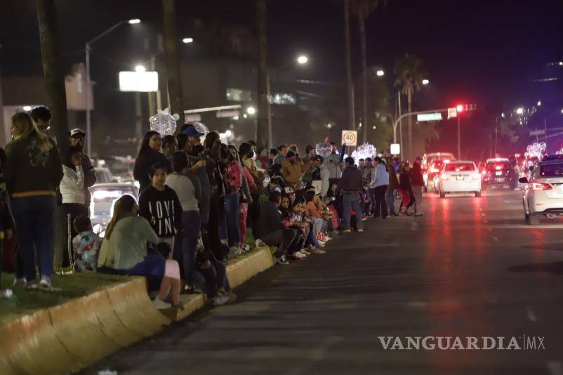 $!La Caravana partió del bulevar Fundadores hacia el poniente del periférico Luis Echeverría, para luego tomar el bulevar Venustiano Carranza hacia Francisco Coss y detenerse en la Plaza de las Ciudades Hermanas