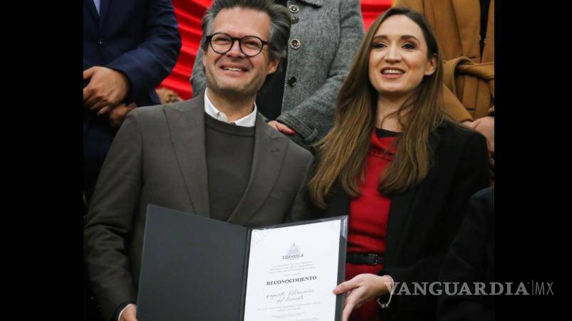 $!La diputada Edna Dávalos Elizondo resaltó el trabajo y dedicación de los músicos que integran la Orquesta Filarmónica del Desierto, un orgullo cultural para Coahuila.