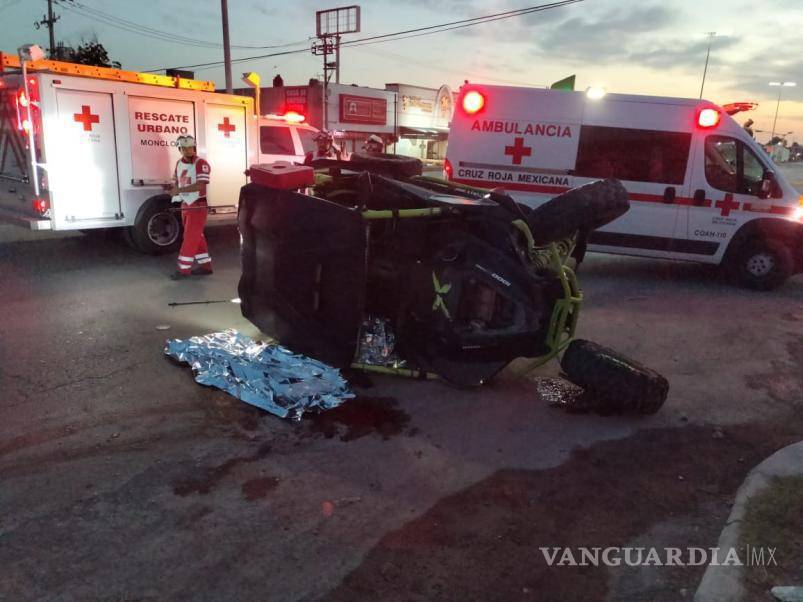 $!El vehículo compacto era parte de una caravana, presuntamente es propiedad del oficial implicado.