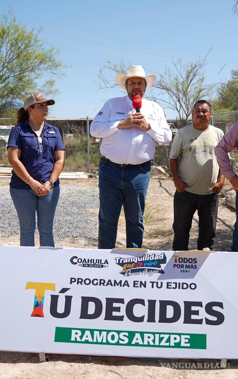 $!El Gobierno Municipal de Ramos Arizpe renovó el equipamiento del pozo de la comunidad.