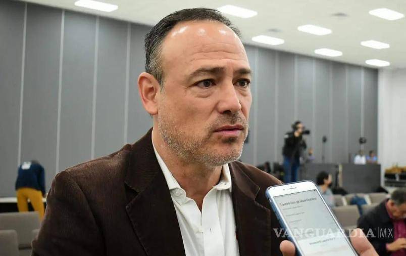 $!El titular del Consejo Cívico de las Instituciones (CCI) Laguna, Marco Zamarripa, advirtió sobre los riesgos de sanciones excesivas en el traslado de combustibles.