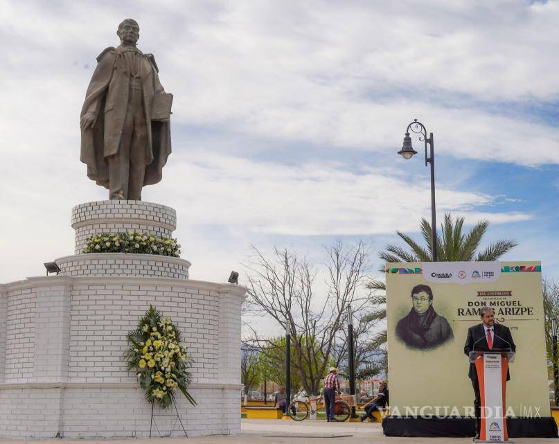 $!El alcalde de Ramos Arizpe dio un mensaje.