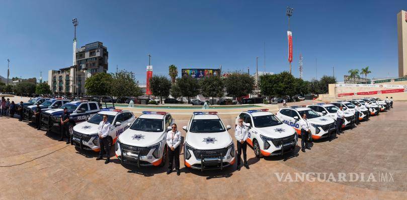 $!Patrullas, uniformes y nuevos cadetes fortalecen a las corporaciones municipales.
