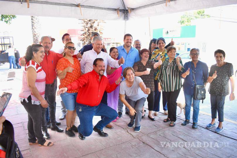 $!Representantes de colonos y autoridades municipales anuncian la nueva etapa de trabajo conjunto.