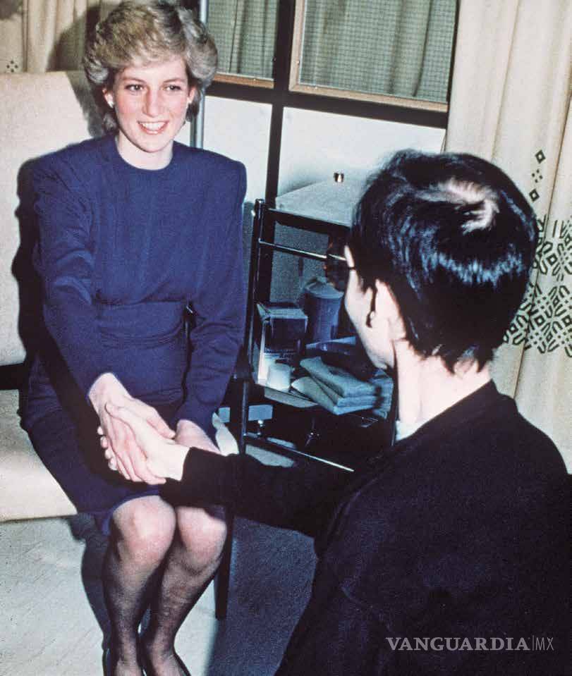 $!Príncipe Harry entrega el Premio Diana a días del cumpleaños 60 de Lady Di