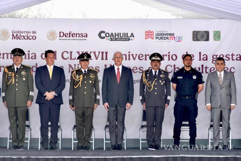 $!La ceremonia reunió a representantes de los tres órdenes de gobierno en un homenaje solemne.