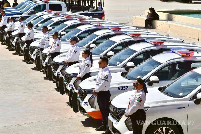 $!La policía de Torreón recibió equipamiento como parte de la estrategia integral de seguridad.