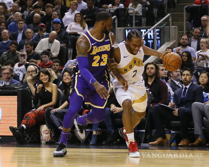 $!Kawhi Leonard podría armar un 'trabuco' con LeBron James y Anthony Davis en los Lakers