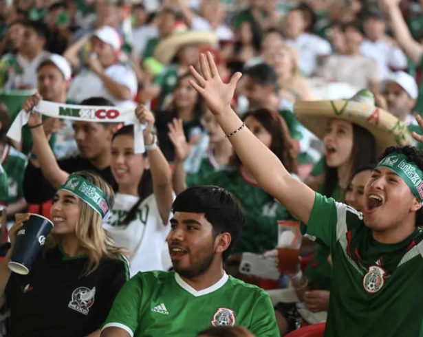 La pantalla gigante del Biblioparque Norte transmitirá partidos internacionales de fútbol como parte de las actividades del FUTFEST.