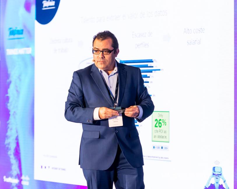 $!Antonio Pita Lozano, profesor de los Estudios de Informática, Multimedia y Telecomunicación de la UOC, advierte sobre los riesgo de la basura digital.