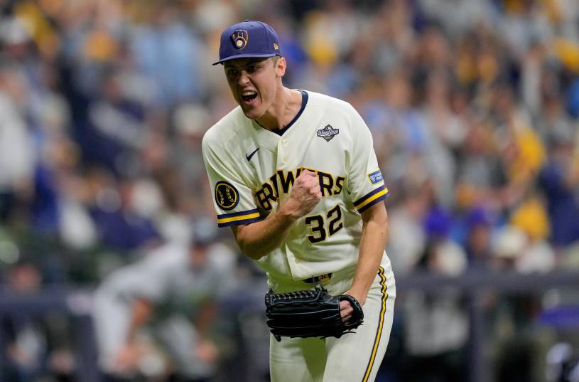 Los Brewers de Milwaukee celebraron su primera victoria en la Serie Mundial 2026, luego de una dramática novena entrada marcada por la revisión arbitral solicitada por Kevin Cash.