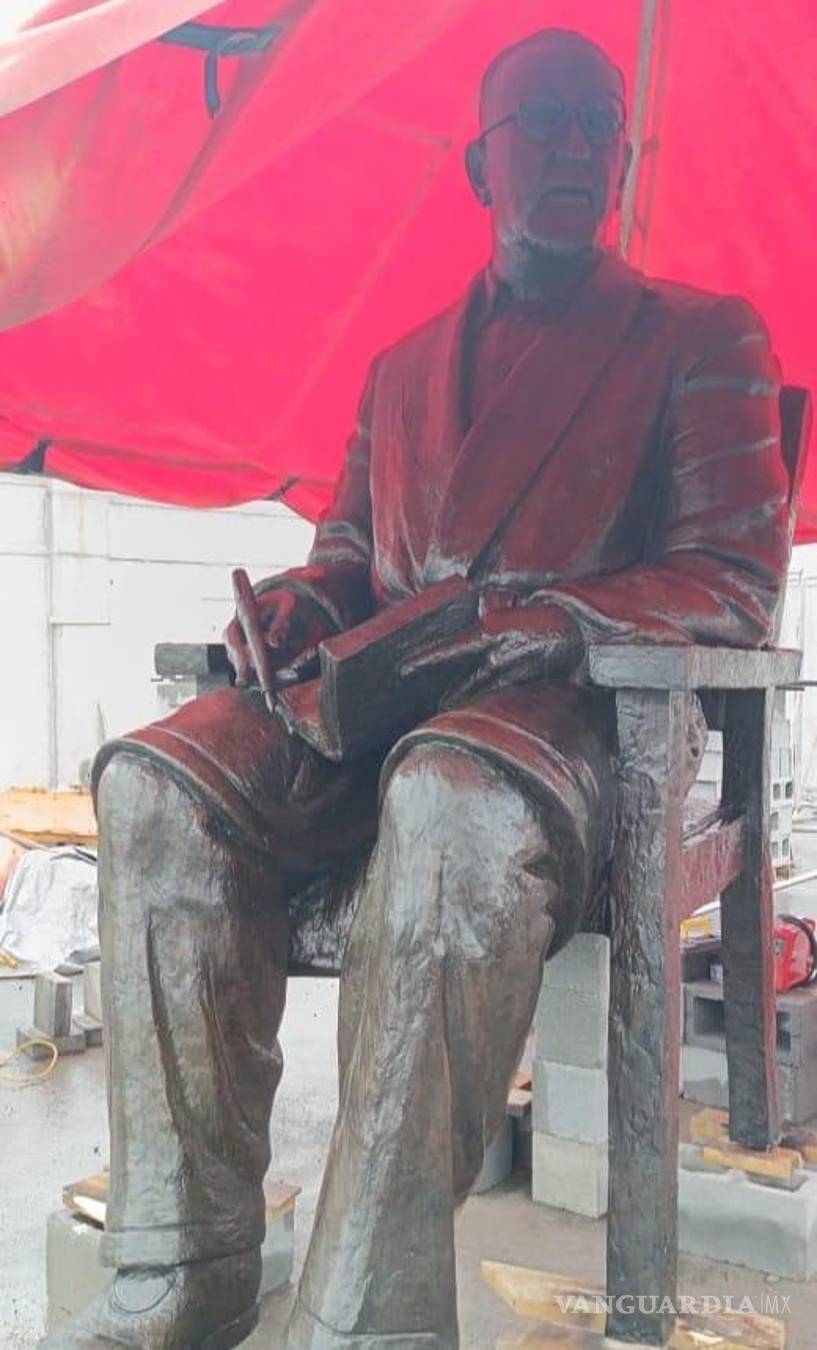 $!Con medio siglo de existencia, la obra de Cuauhtémoc Zamudio es uno de los monumentos emblemáticos de Saltillo.