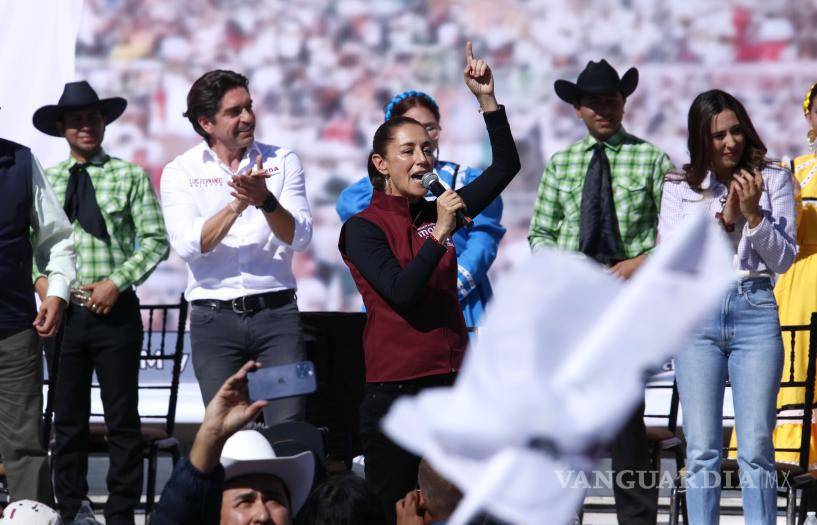 $!La precandidata única a la Presidencia de México por Morena, Claudia Sheinbaum, realizó un acto frente a morenistas en Ramos Arizpe, el pasado 5 de enero.