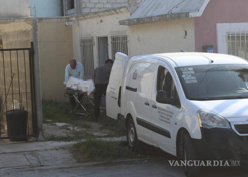 $!El cuerpo del joven fue trasladado al Servicio Médico Forense (Semefo) para realizar los estudios correspondientes.