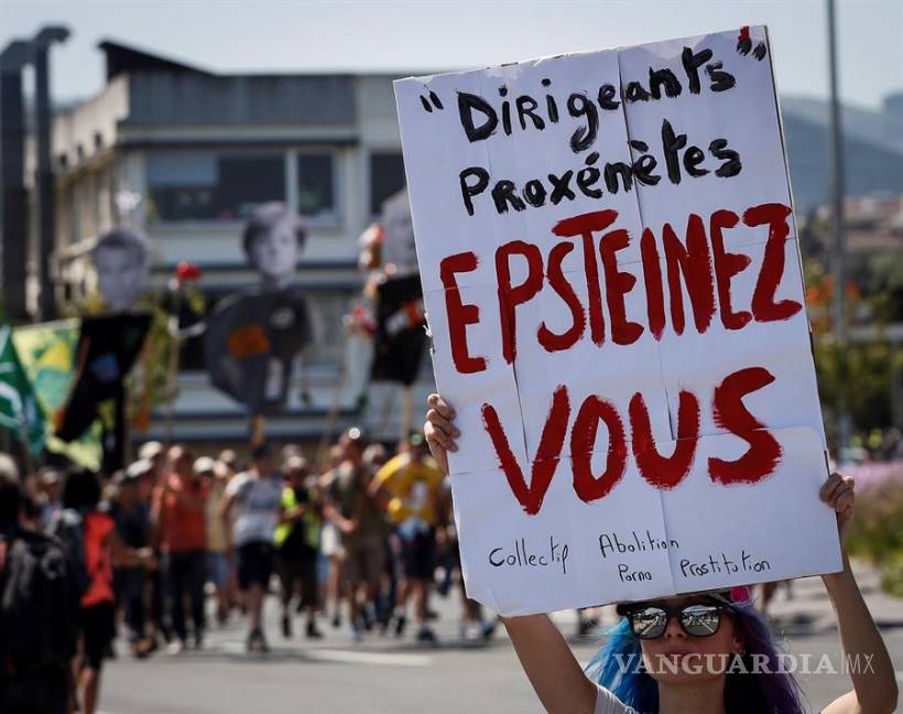 $!Miles de personas protestan contra la cumbre del G7 (fotogalería)