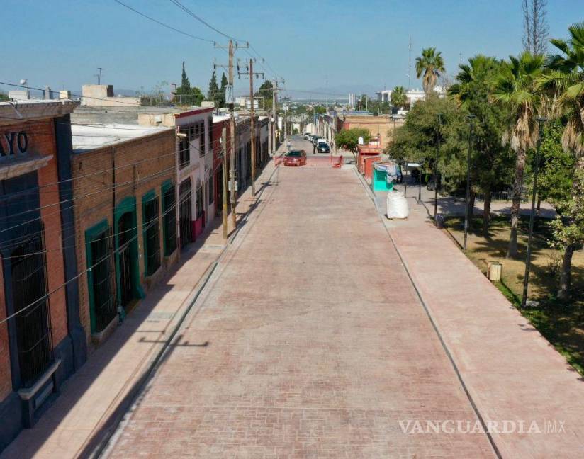 $!Trabajos en curso en el tramo de Juárez a Juan Antonio de la Fuente, que permanece cerrado por seguridad.