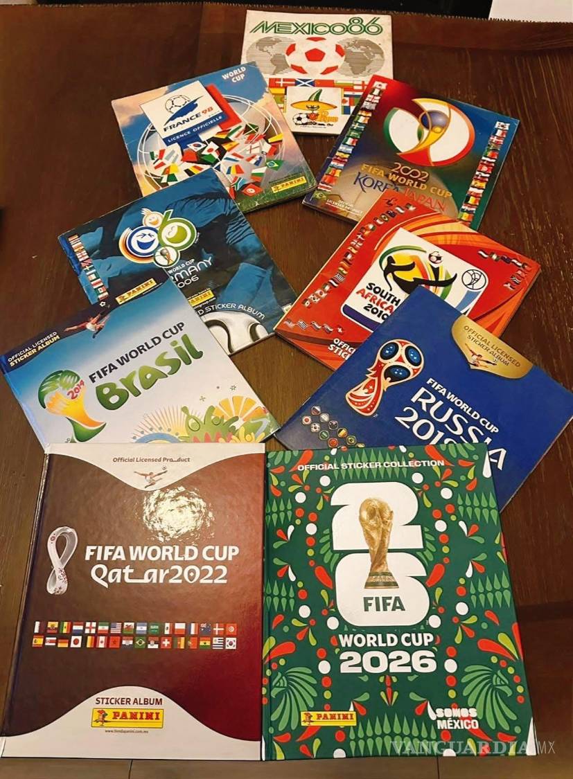 $!Los álbumes Panini se han convertido en un archivo personal donde los aficionados conservan la historia de cada Copa del Mundo.