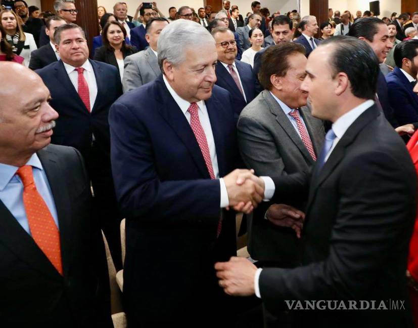 $!Celebran Bicentenario de Coahuila y Texas con énfasis en la hermandad y el desarrollo conjunto.